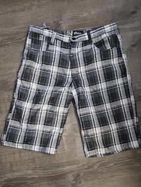 Blues Men's Black & White Plaid Flat Front Shorts 2XL
